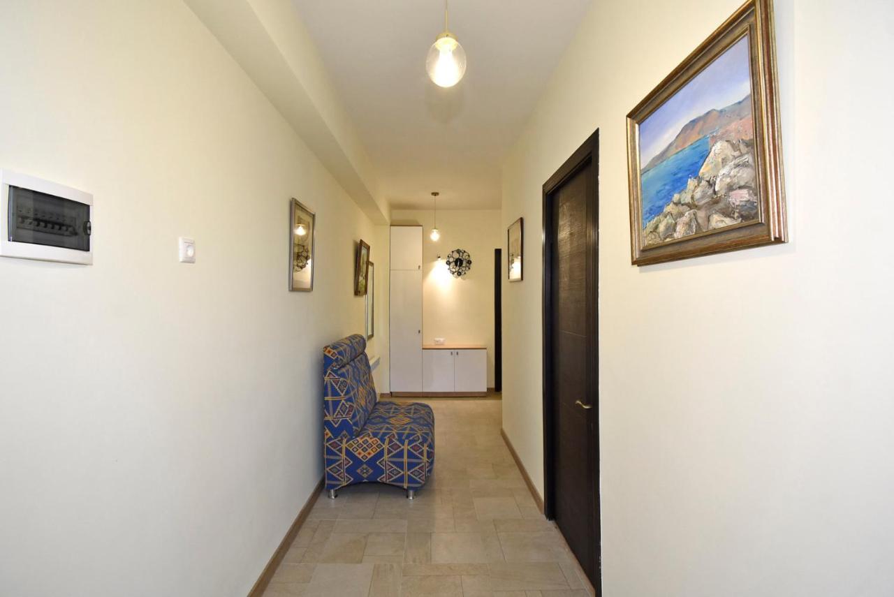 יירבאן The Nut Guest House מראה חיצוני תמונה