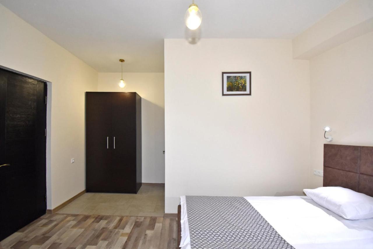 יירבאן The Nut Guest House מראה חיצוני תמונה