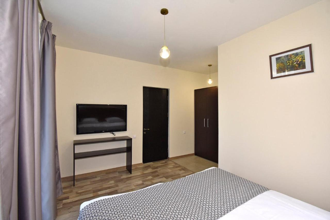 יירבאן The Nut Guest House מראה חיצוני תמונה