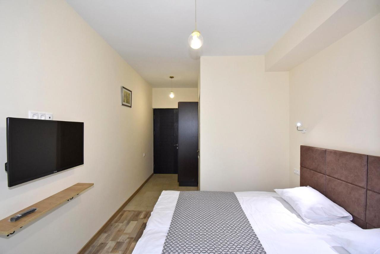 יירבאן The Nut Guest House מראה חיצוני תמונה
